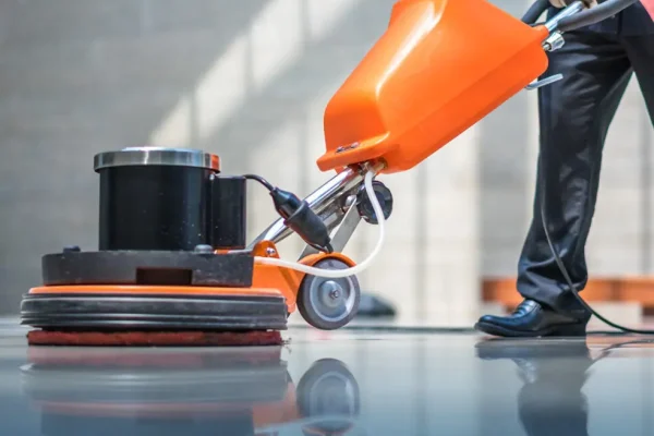 COMMERCIAL-JANITORIAL-CLEANING-984x1024